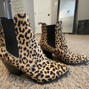 Steve Madden leopard booties